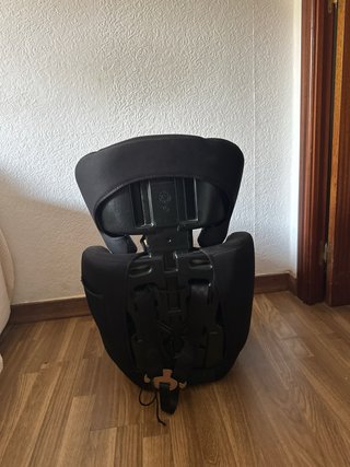 Silla de coche para bebé negra