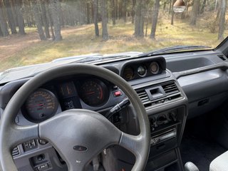 Mitsubishi Montero 1993