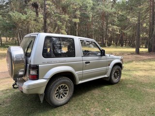 Mitsubishi Montero 1993