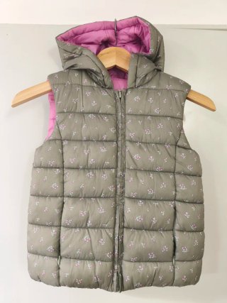 Chaleco reversible gris y rosa