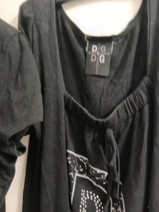 Lote 2 camisetas Guess y D&G