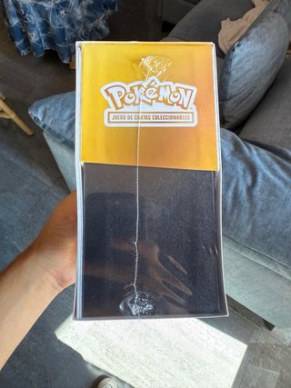 Pokémon TCG ETB Celebración 30 Aniversario Español