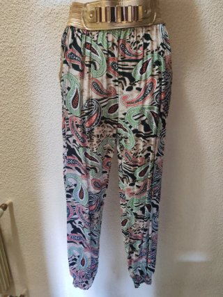 Pantalón estampado paisley y cebra