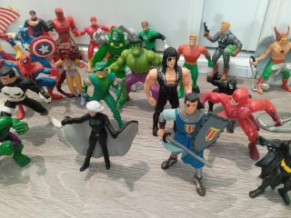 Figuras Cómics Marvel DC Varios Personajes