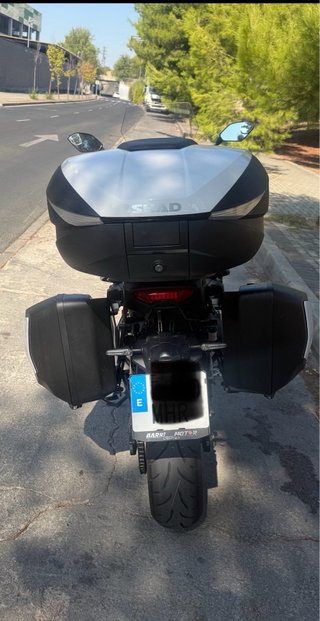 Yamaha Tracer 9 GT 2023 Negra y Blanca