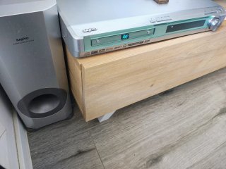 Home cinema Sanyo 5.1 con mando a distancia.