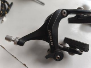 Freno delantero Btwin Tektro