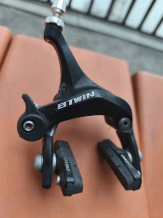 Freno delantero Btwin Tektro