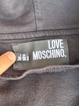 Sudadera Love Moschino con capucha y cremallera