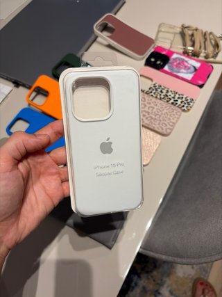 Fundas iPhone 15 Pro Varios Diseños.