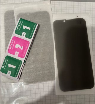 Cover iPhone 13 + 3 proteggi schermo
