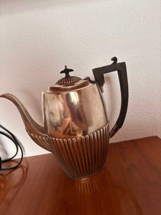 Tetera inglesa metal y madera