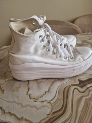 Converse All Star bianche con piattaforma