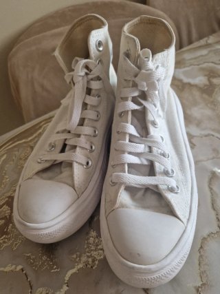 Converse All Star bianche con piattaforma