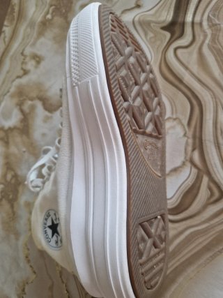 Converse All Star bianche con piattaforma