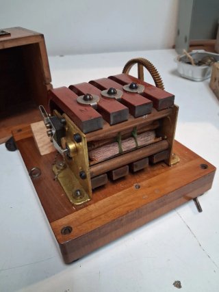 Magneto Telefónica Antigua 1923 AOIP París