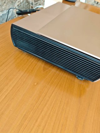 JMGO SA Proyector láser UST 2.200 ANSI 4K 3D