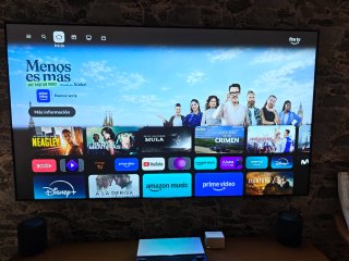 JMGO SA Proyector láser UST 2.200 ANSI 4K 3D