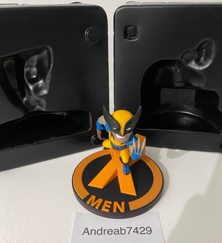 Figura Marvel Wolverine Q-Fig Max Diorama
