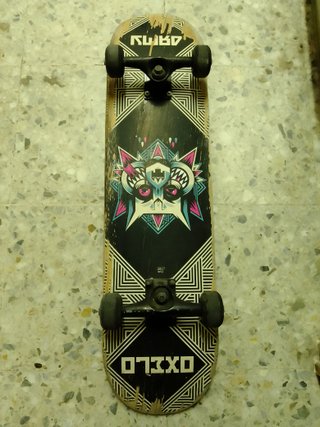 Skate Oxelo con diseño gráfico