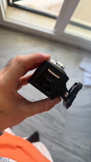Cámara Qimmiq DV360 4K 360°