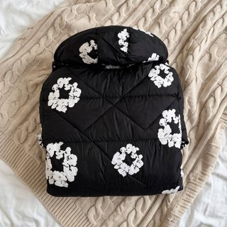 Chaquetón Anorak Negro y Blanco