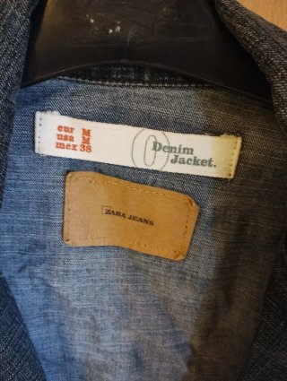 Cazadora vaquera Zara Jeans corte militar Talla M