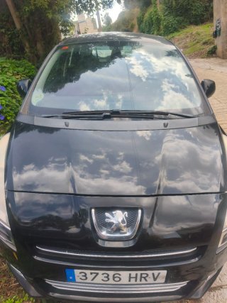 Peugeot 5008 Active HDI 115 - ITV recién pasada
