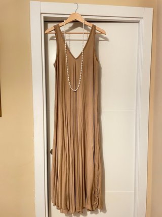 Vestido largo beige talla única