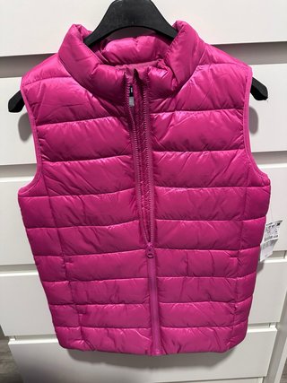 Chaqueta rosa acolchada niña