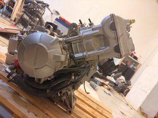 Motor Honda PC43E