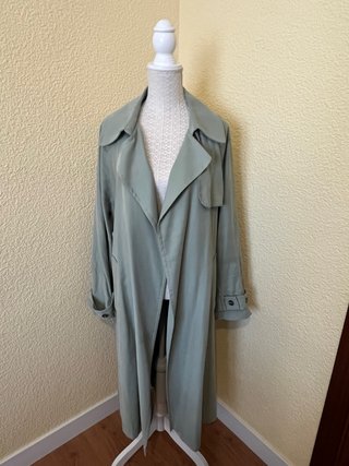 Gabardina Mango tacto suave