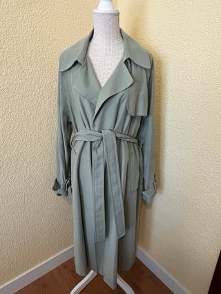 Gabardina Mango tacto suave