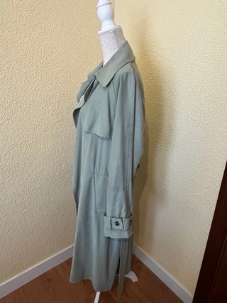 Gabardina Mango tacto suave