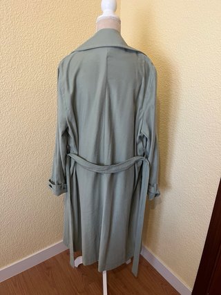 Gabardina Mango tacto suave