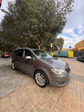 Volkswagen Touran 7 PLAZAS