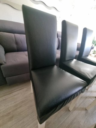 Juego de 6 Sillas Negras con Patas Blancas