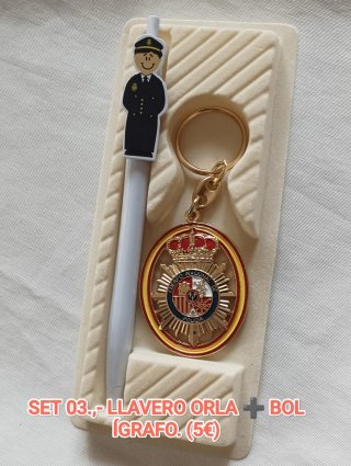 30 Pines Insignias Policía Nacional