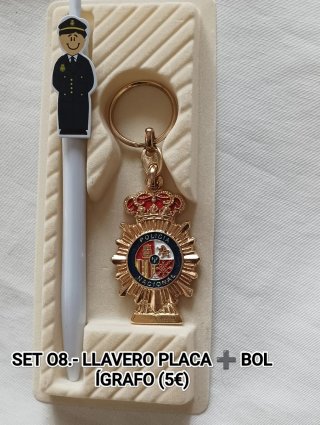 30 Pines Insignias Policía Nacional