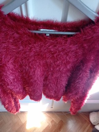 Jersey peludo rojo EASY WEAR talla xl
