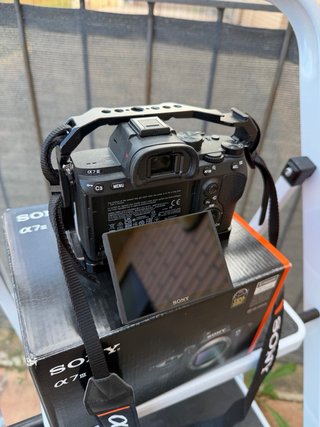 Fotocamera Sony a7 III Full-Frame, Accessori e Garanzia