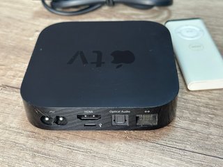Apple TV 3ª Gen. con mando y cable