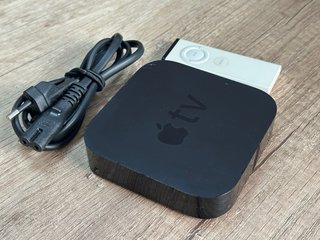 Apple TV 3ª Gen. con mando y cable