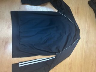 Chaqueta Adidas Negra con Rayas Blancas