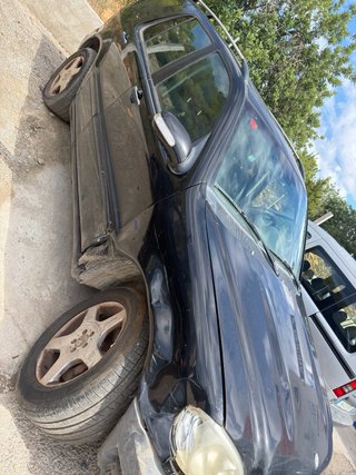 Mercedes ML270 para piezas o posible reparación.