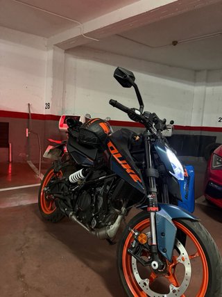 Ktm duke 125