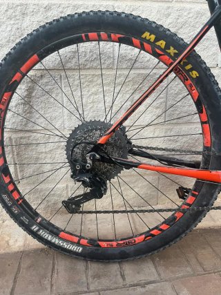 Bici MTB Cannondale FSI Carbon 2