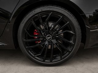 Audi A4 RS4 Avant TFSI 331kW quattro tiptronic