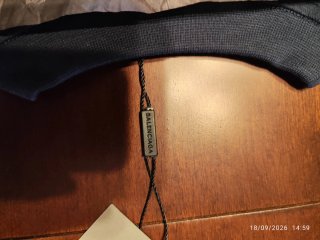 Maglietta Balenciaga nuova comprata online