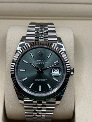 ROLEX DATEJUST GREEN MINT REF 126334 AÑO 2026
